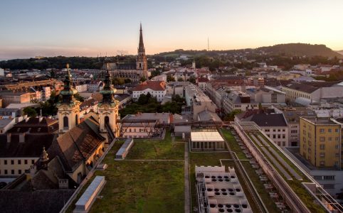 Ein Teil der Stadt Linz vom Höhenrausch aus gesehen.